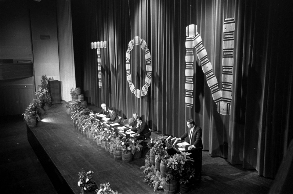 TON-rapport in de RAI, Bestanddeelnr 921-1278