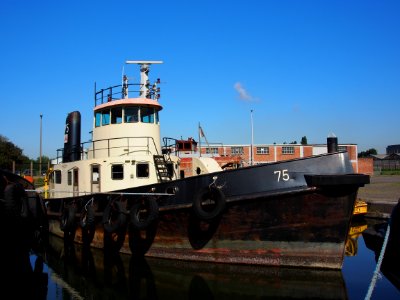 Toogboot 75, Kattendijkdok, Voith Schneider Propeller, Gemeentelijk Havenbedrijf Antwerpen, Kattendijkdok, pic3