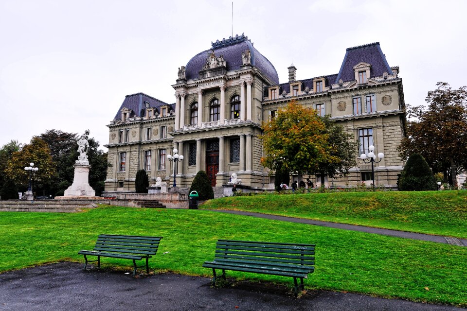 Vaud switzerland tribunal