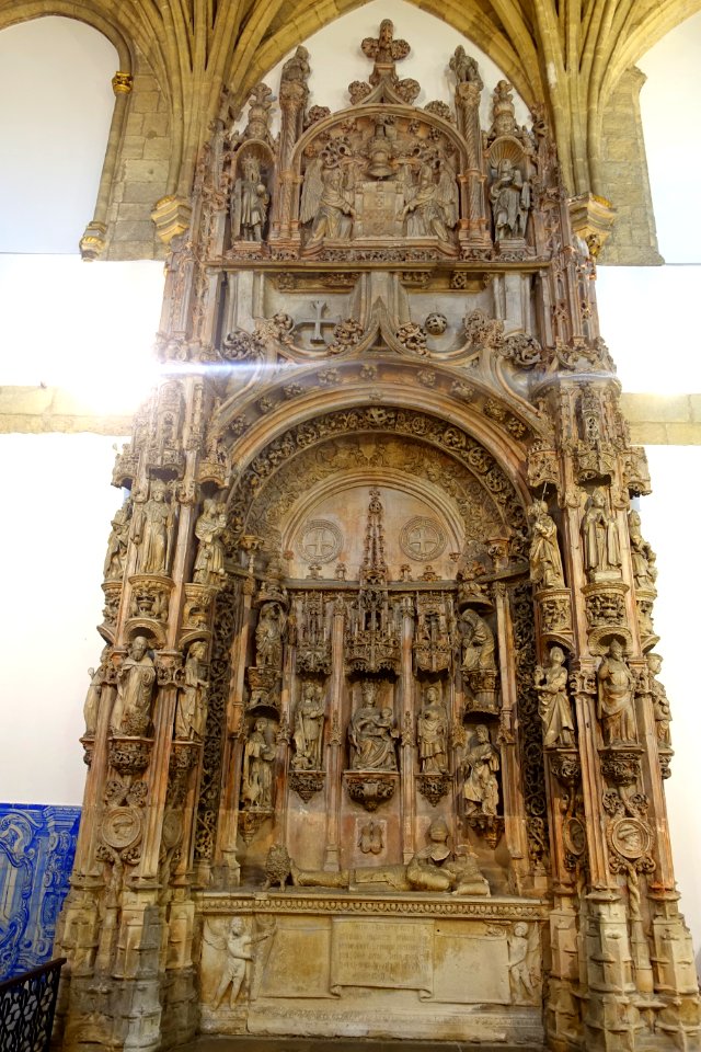 Tomb of Sancho I of Portugal - Mosteiro de Santa Cruz - Coimbra, Portugal - DSC09679