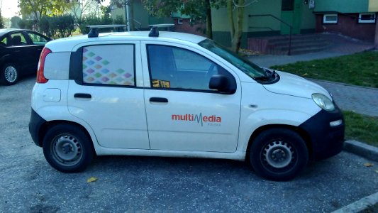 Tomaszów Mazowiecki w województwie łódzkim. Samochód serwisowy Fiat Pana Multimedia Polska. CC0