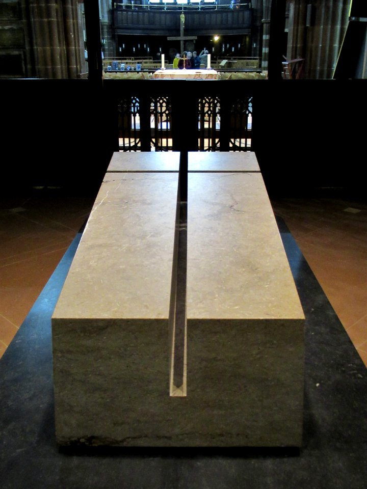 Tomb of Richard III (1)