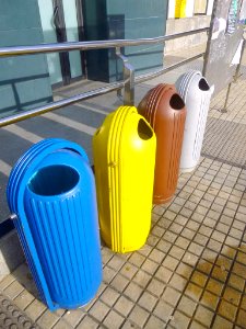 Tolosa - papeleras selectivas