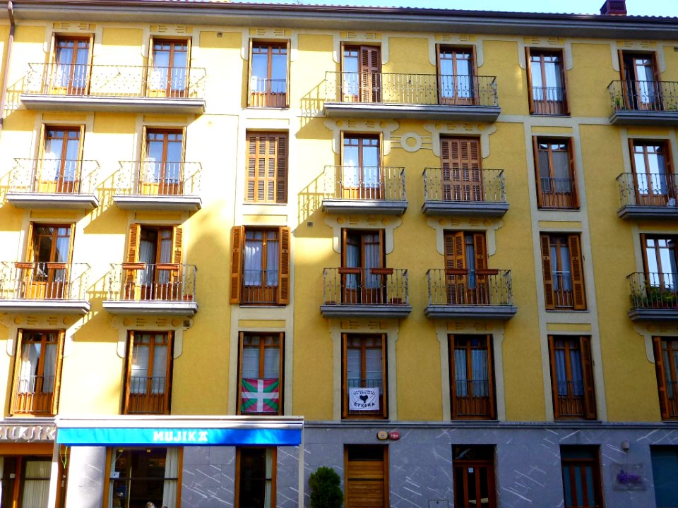 Tolosa - Andre Maria Plaza 08