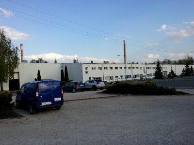 Tomaszów Mazowiecki w województwie łódzkim, PL, EU. Zakłady Toyota Boshoku, produkujące tapicerkę do aut premium japońskiego koncernu. Ulica Piaskowa. CC0