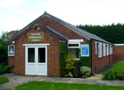 Tollgate Evangelical Church, Woodhatch Road, South Earlswood (June 2013) (4)