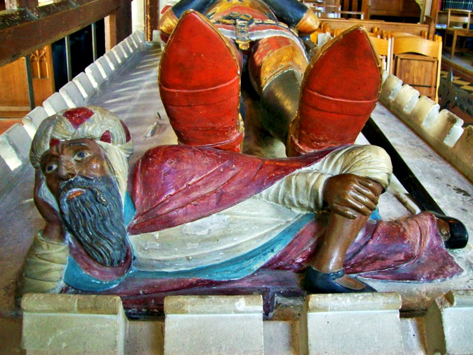 Tomb of Reginald, 1st Baron Cobham, reclining Saracen, Lingfield