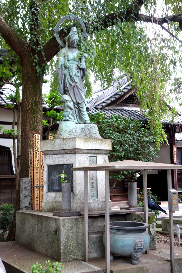 Tomb of Takahashi Deishu - Taito-ku, Tokyo, Japan - DSC08922