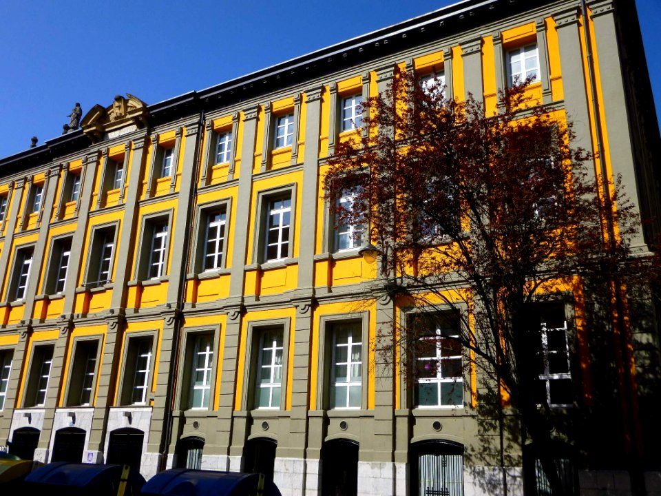 Tolosa - Escuelas Municipales 3