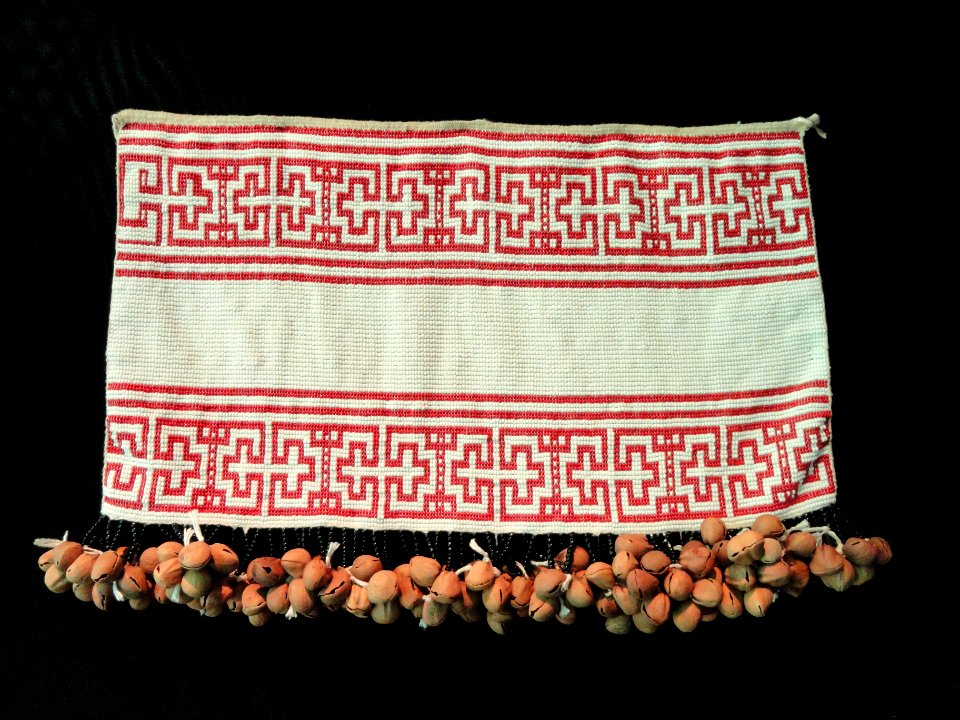 Tiriyó-Kaxuyana beadwork - Memorial dos Povos Indígenas - Brasilia - DSC00538