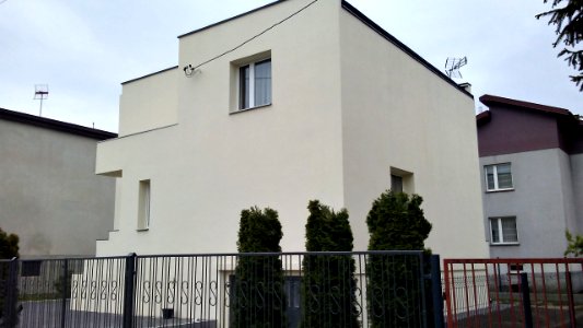 Tomaszów Mazowiecki w województwie łódzkim, PL,EU. Jeden z domów na osiedlu Kanonierów. CC0