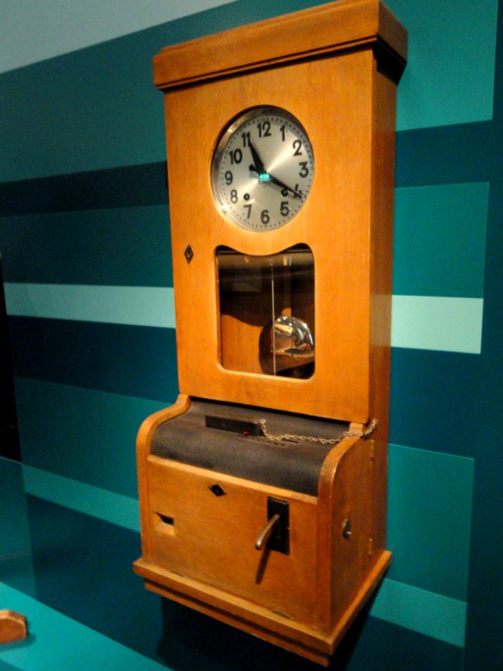 Time card clock, Wilh. Salin company - Hakasalmi Villa - DSC04432