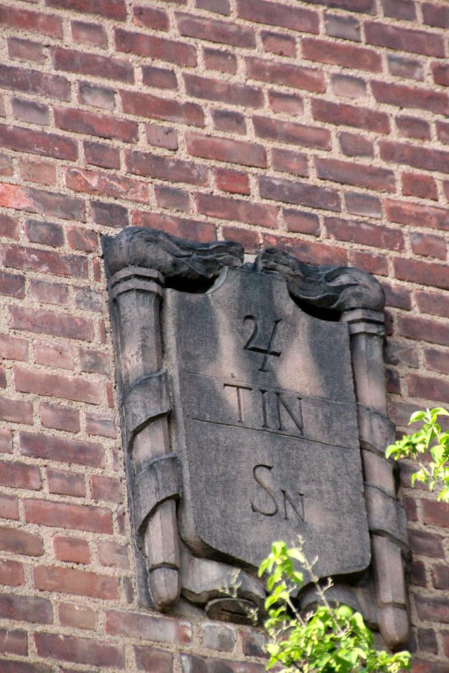 Tin at Sterling Chemistry Laboratory of Yale