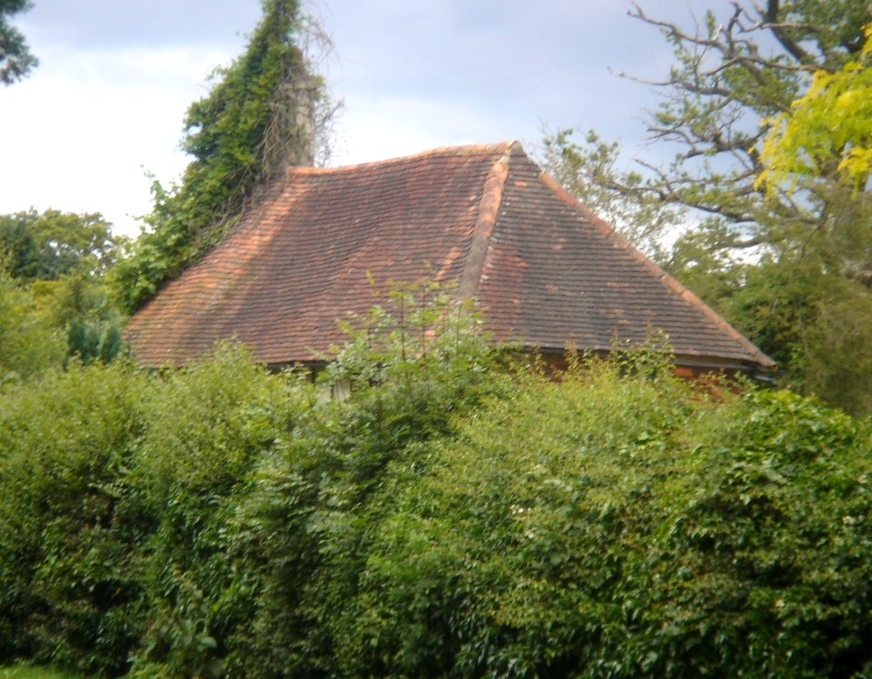 Tinsley Farmhouse, Steers Lane, Tinsley Green, Crawley (IoE Code 363396)