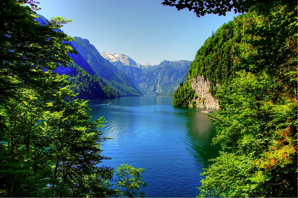 Berchtesgaden lake mountains