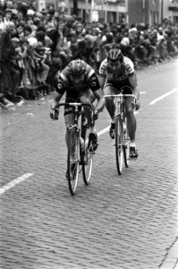 Tino Tabak (links) en Joop Zoetemelk na ontsnapping, Bestanddeelnr 928-0647