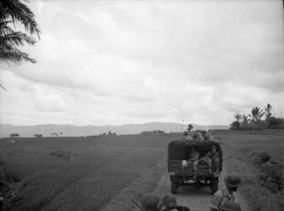 Tijdens de opmars van Loeboek Selasieh naar Solok (Sumatra), Bestanddeelnr 14991