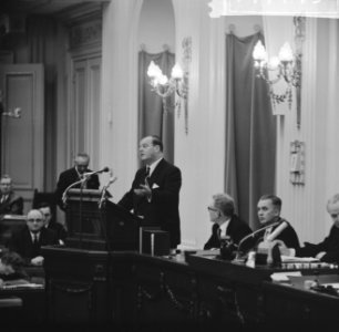 Tijdens zijn rede in de Tweede Kamer , F G van Dijk (VVD), Bestanddeelnr 914-7749