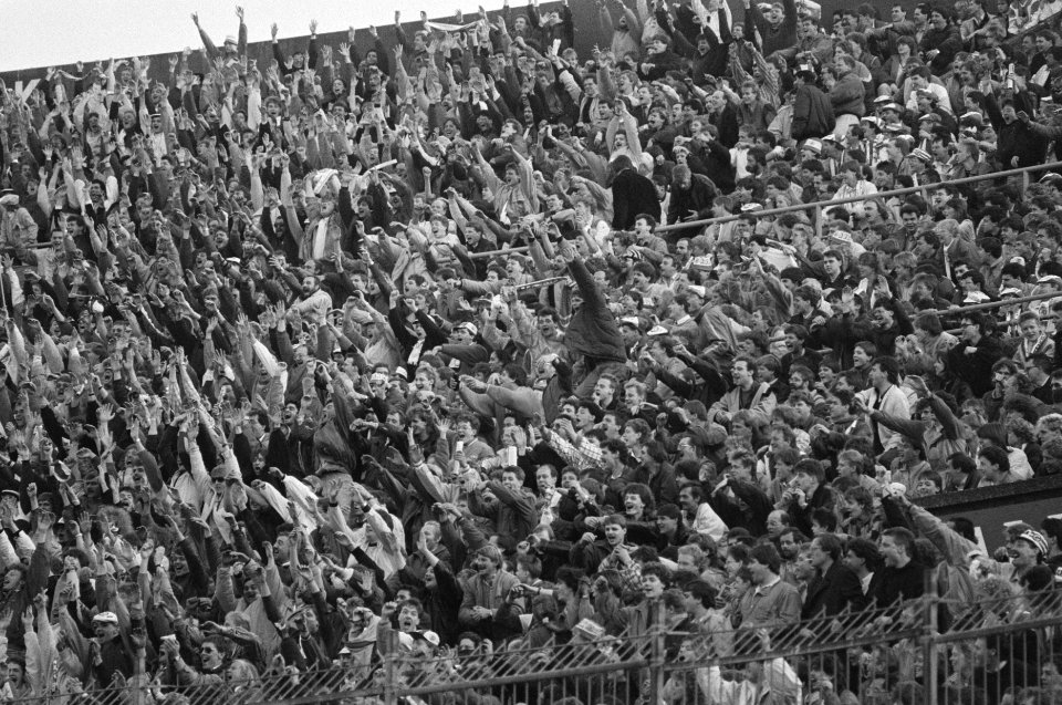 Tijden de wedstrijd Ajax-Real Zaragoza in het Olympisch Stadion gisterenavond, …, Bestanddeelnr 933-9604