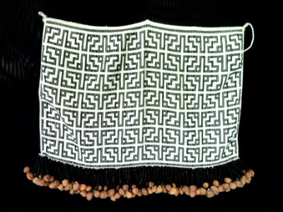 Tiriyó-Kaxuyana beadwork - Memorial dos Povos Indígenas - Brasilia - DSC00534
