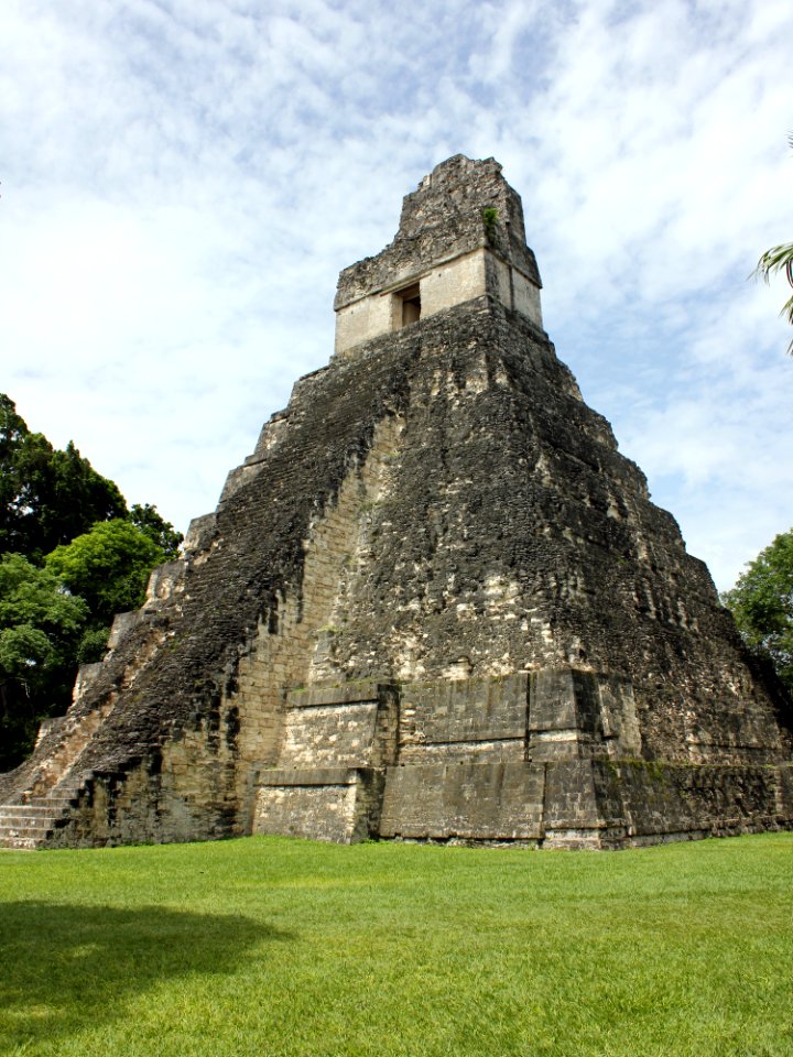 Tikal Temple I 02