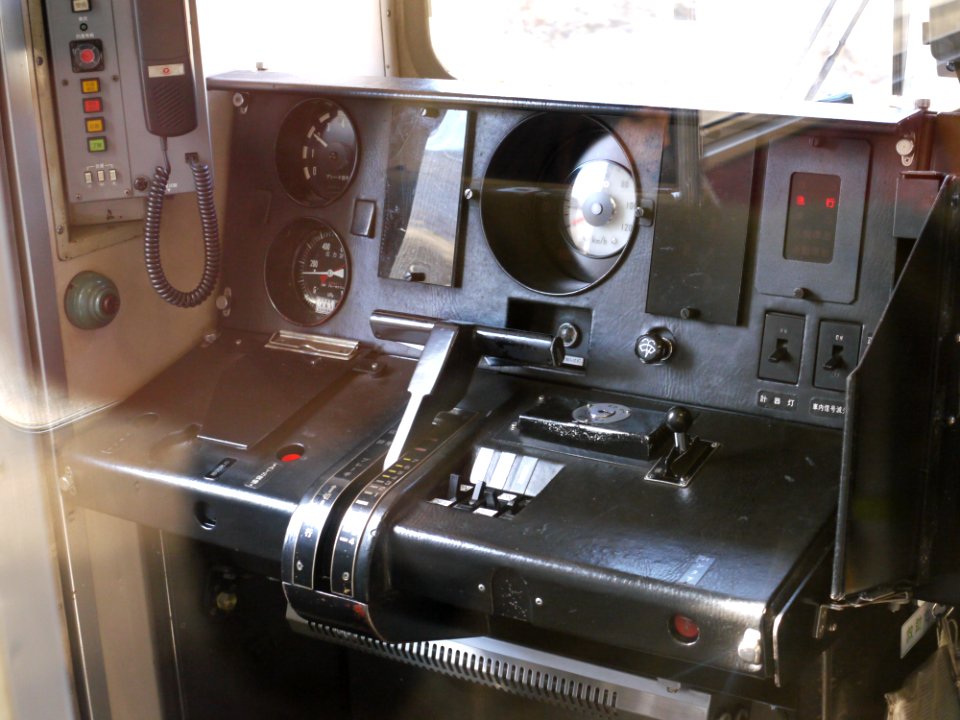 Tokyu 8521 drivers cabin
