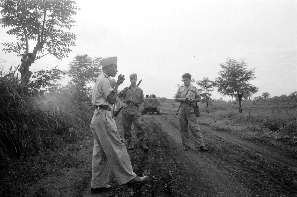 TNI majoor Achmad Sjachdi, voormalig commandant Bat. V Brig. XIII, Div. VI Siliw, Bestanddeelnr 3301