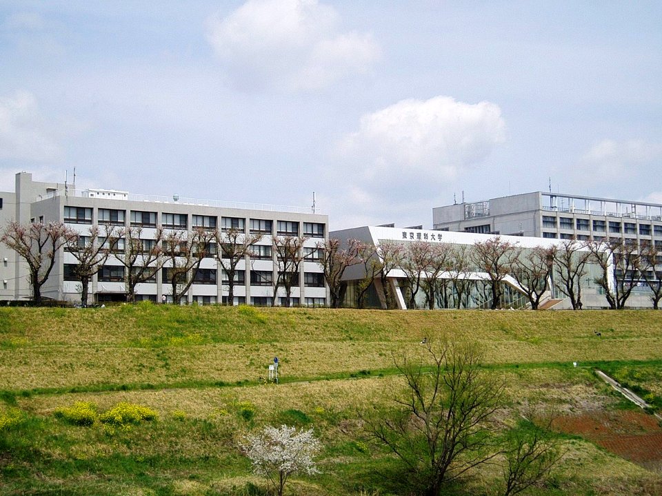 Tokyo-Univ-of-Science-Noda-2012041502