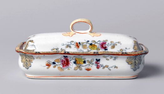 Toilettafelset uit 1882, Petrus Regout & Co (1)
