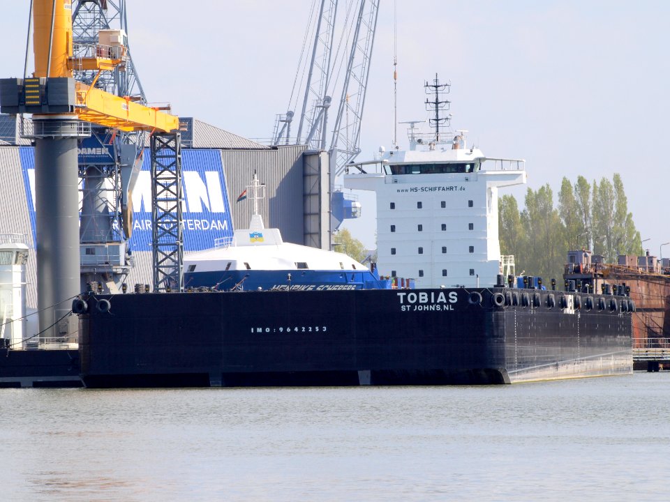 Tobias, IMO 9642253