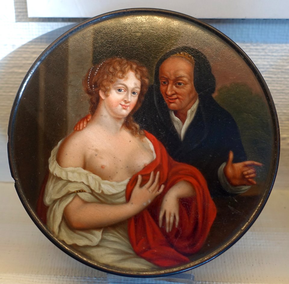 Tobacco box with image based on The Procuress (Die Kupplerinn) by Caspar Netscher, 1700s, lacquer - Nordiska museet - Stockholm, Sweden - DSC09992