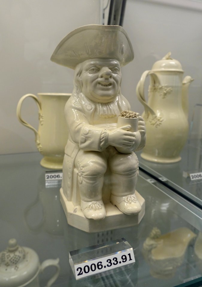 Toby jug, Staffordshire or Yorkshire, England, c. 1800, creamware, HD 2006.33.91 - Flynt Center of Early New England Life - Deerfield, Massachusetts - DSC04725
