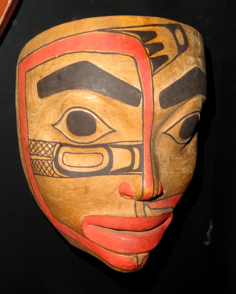 Tlingit mask VK 50, donated 1846 - Museum of Cultures (Helsinki) - DSC04928