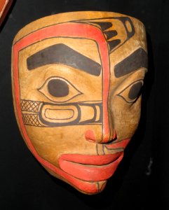 Tlingit mask VK 50, donated 1846 - Museum of Cultures (Helsinki) - DSC04928