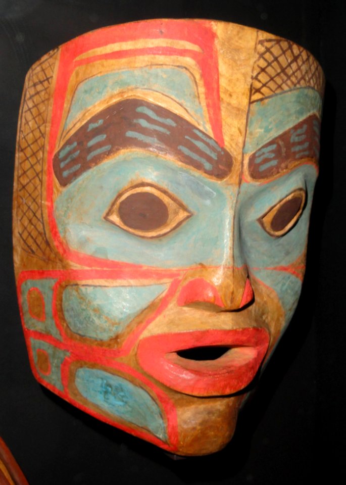 Tlingit mask VK 48, donated 1846 - Museum of Cultures (Helsinki) - DSC04927