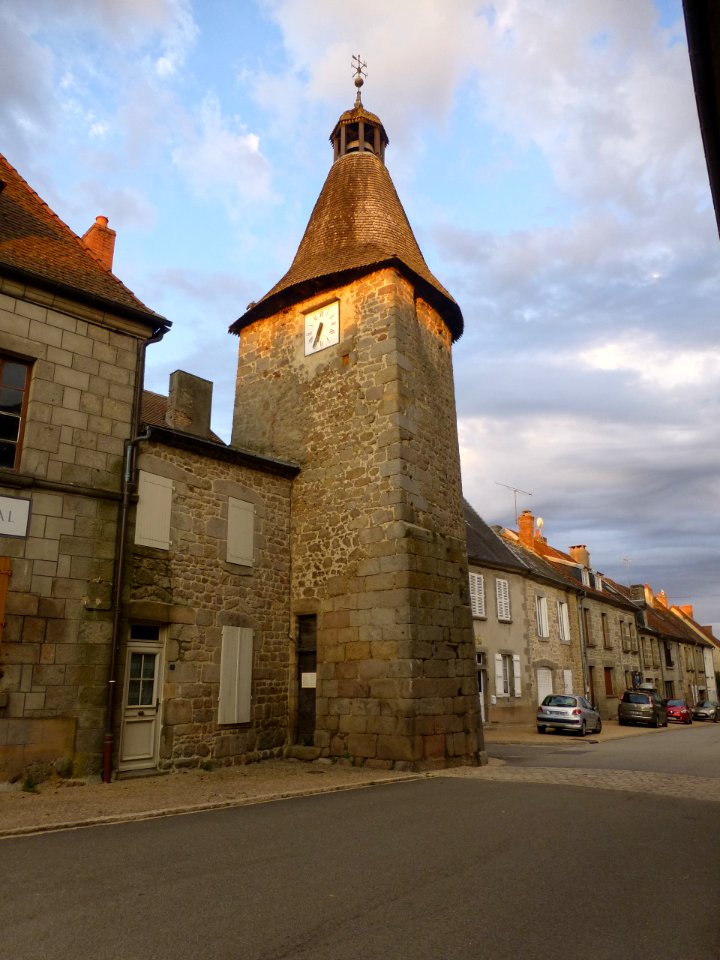 Tour de l'horloge B-en-M
