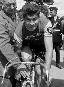Tour de France , nummer 20 Poulidor in aktie, Bestanddeelnr 919-3002 (cropped)
