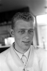 Tour de France renners . Nummers 8.9 J. van der Horst , nummers 10.11 Ab Gelderm, Bestanddeelnr 921-4858