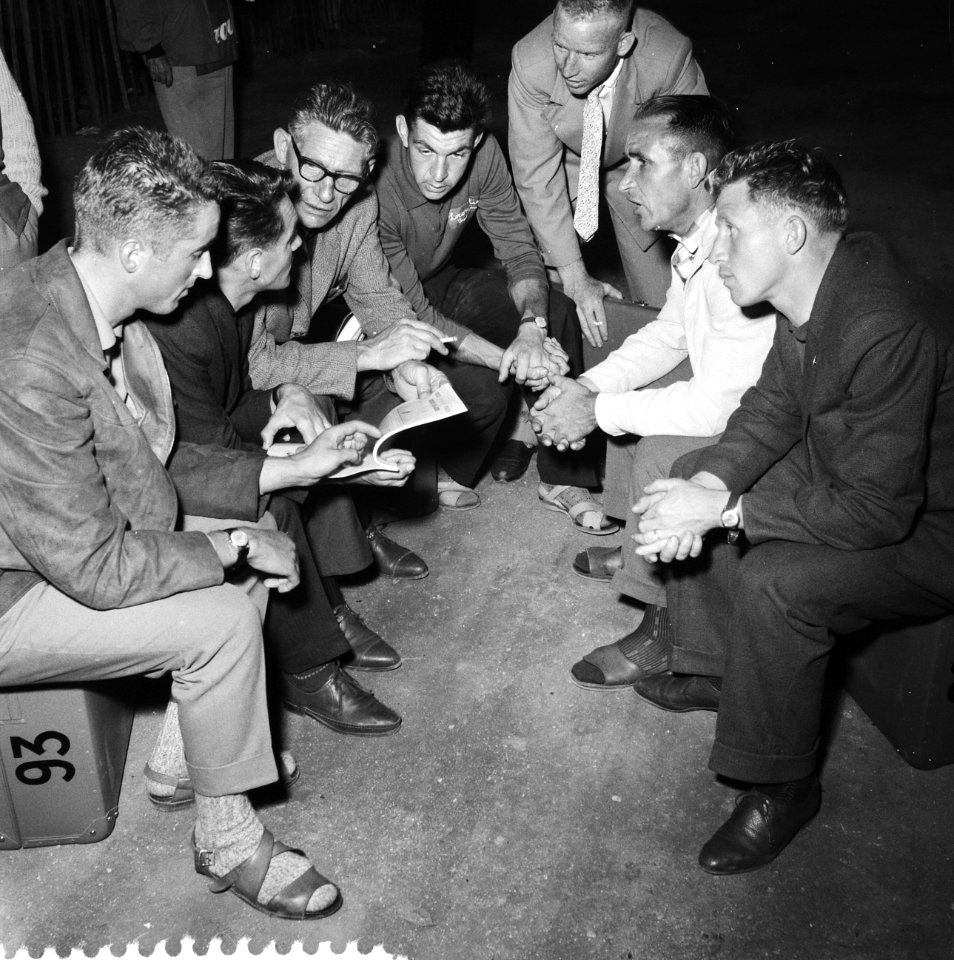 Tour-de France , Nederlandse renners in Lille (medisch onderzoek), Bestanddeelnr 911-3634
