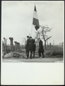 Tocht van koningin Wilhelmina door Zeeland, Brabant en Limburg Plaatsen van de N, Bestanddeelnr 120-0866
