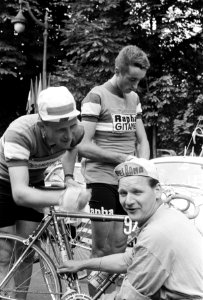 Tour de France , Nederlandse mecanicien Joop Hulshof eerste maal mee, Bestanddeelnr 911-3767