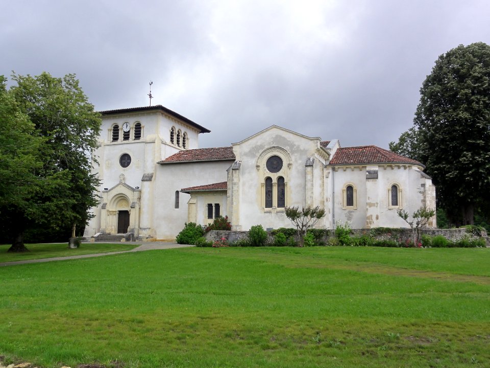 Tosse (Landes) Église Saint-Sever, vue latérale