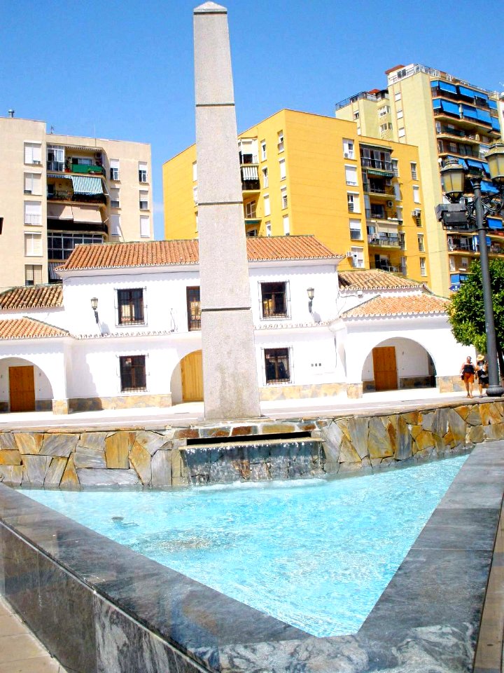 Torremolinos - Plaza de la Independencia 6