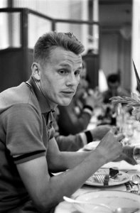 Tour de France Jan Janssen tijdens diner, Bestanddeelnr 915-3105