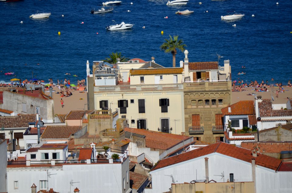 Tossa de Mar, Hotel Diana from Torre des Moros