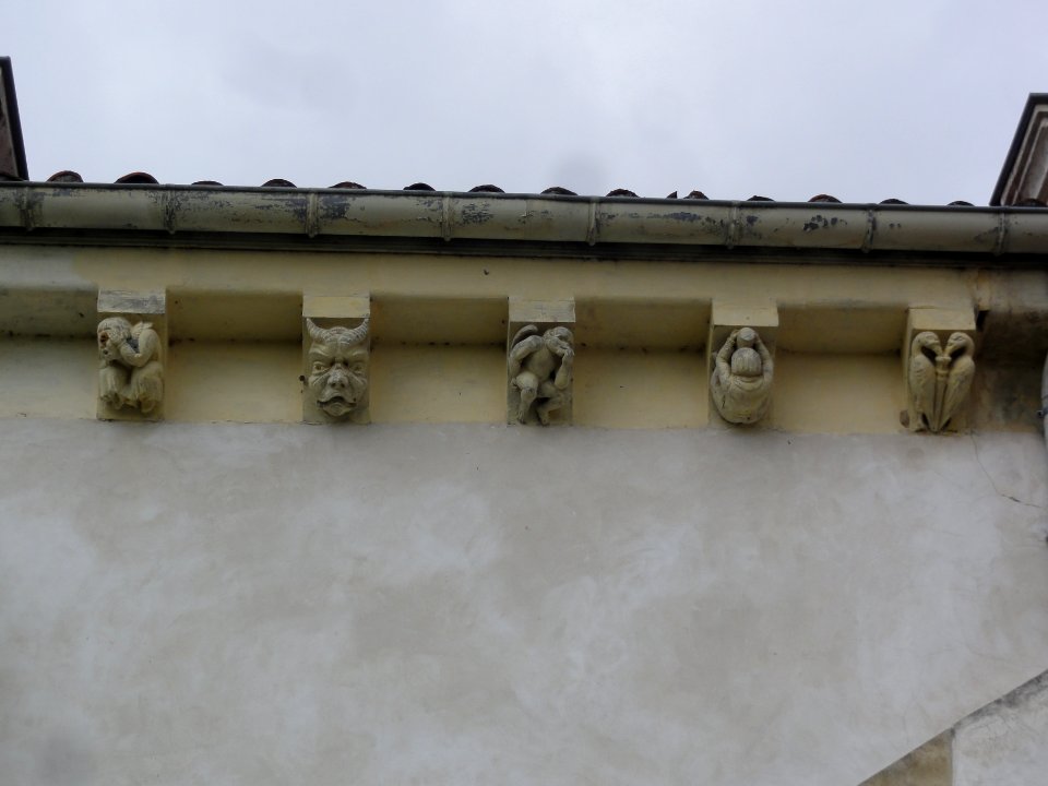 Tosse (Landes) Église Saint-Sever, modillons, 03