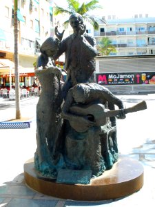 Torremolinos - Plaza de Andalucía, Homenaje a Andalucía