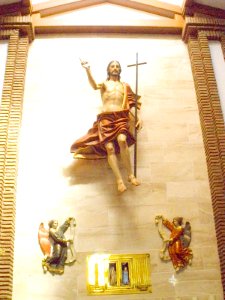 Torremolinos - Iglesia de Cristo Resucitado, interior 08