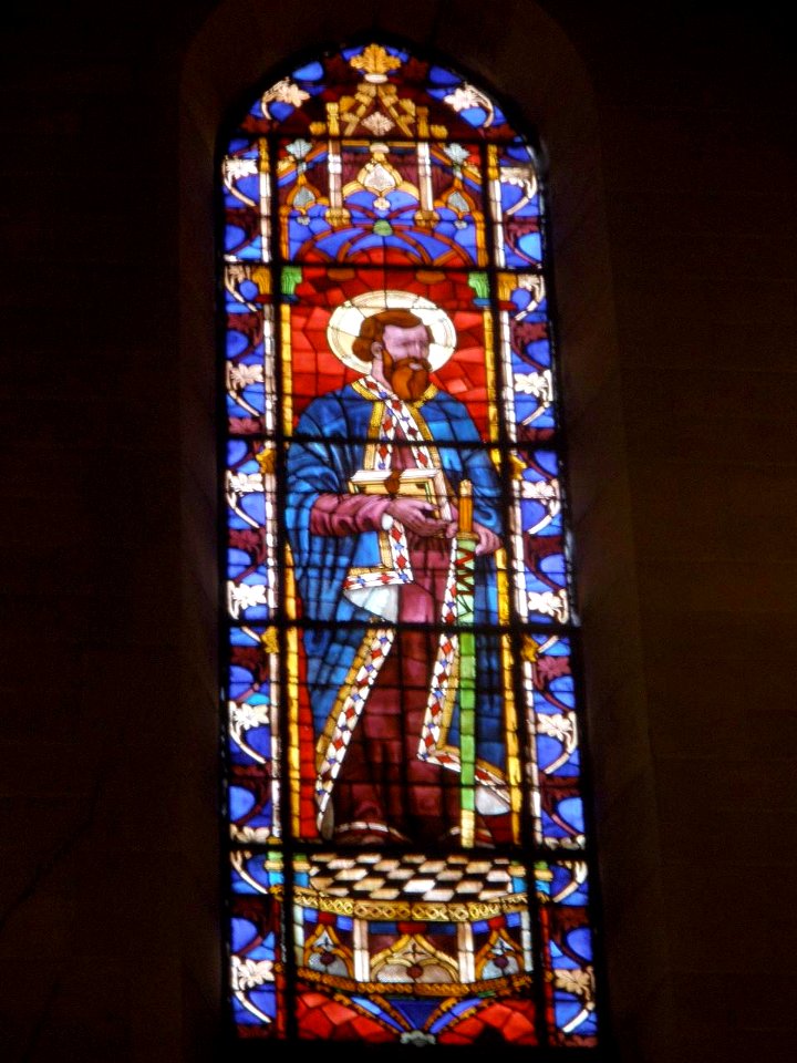 Torrelavega - Iglesia de Nuestra Señora de la Asunción, vidrieras 4