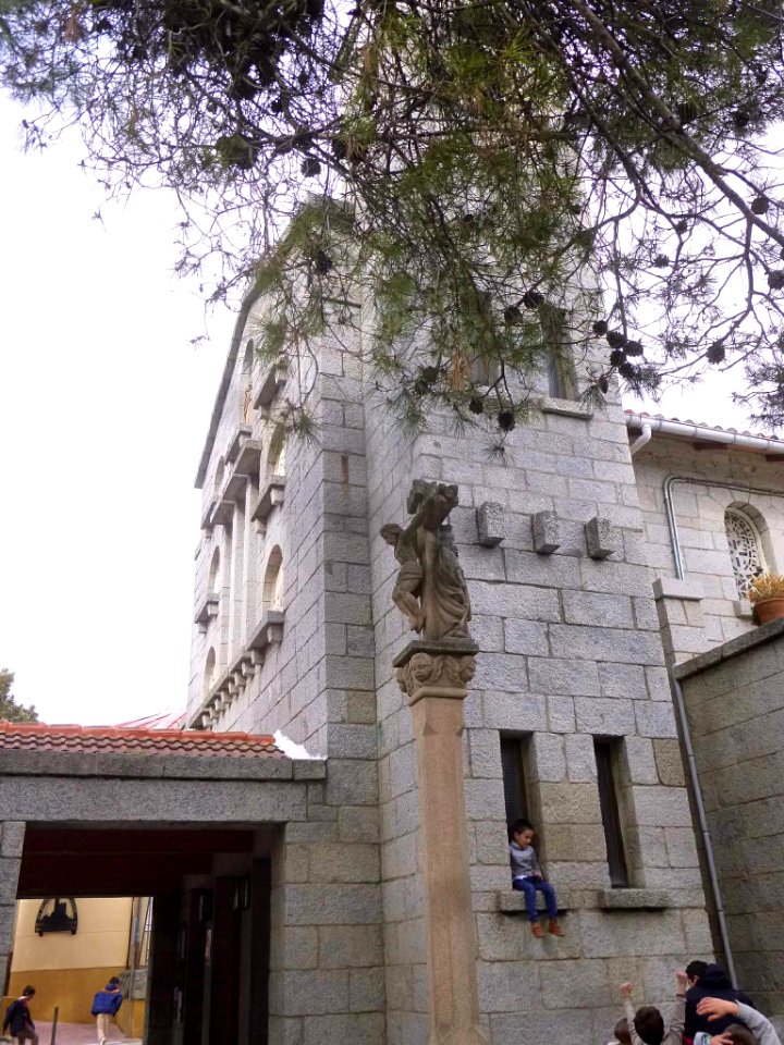 Torrelodones - Iglesia de San Ignacio de Loyola 06
